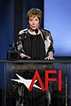 shirley maclaine celebrartes longtime friend george clooney at afi tribute 05