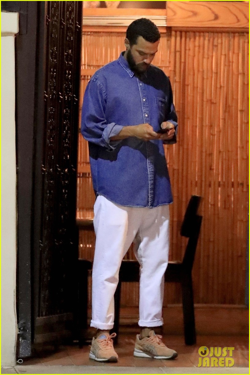 Jesse Williams & New Flame Taylor Rooks Have a Date Night: Photo ...