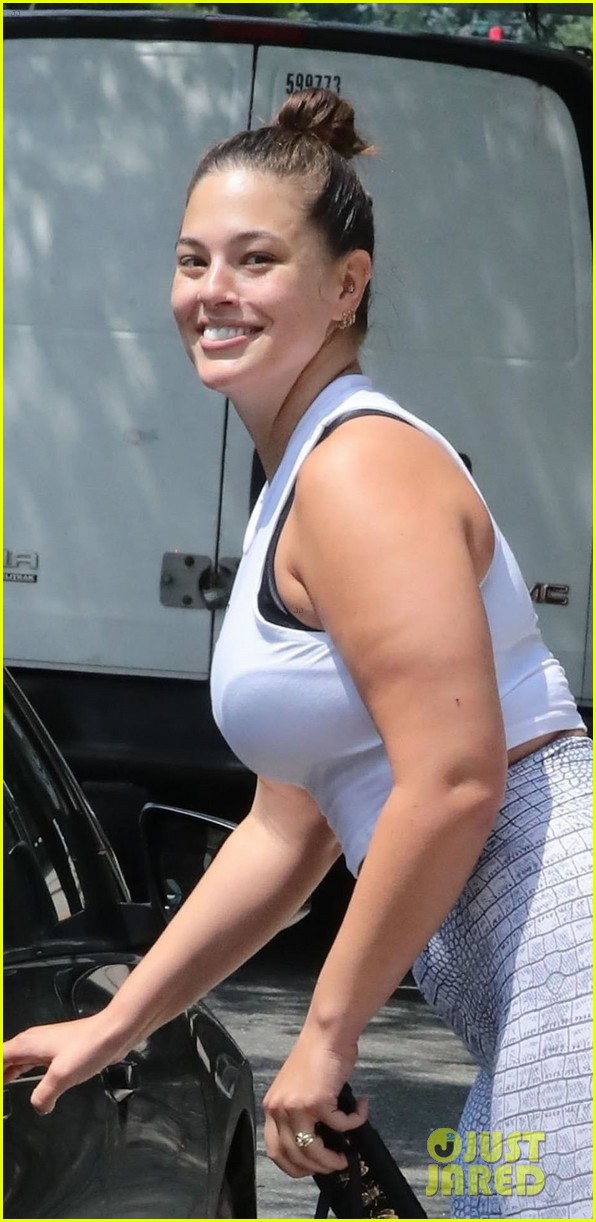 Knix Activewear Ashley Graham Workout Leggings Fashion Ashley