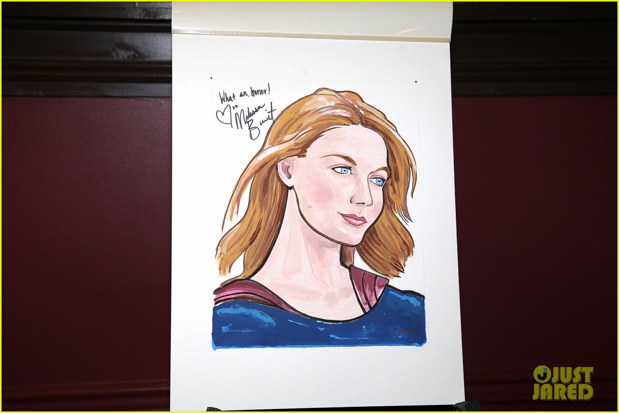 Melissa Benoist Debuts 'Supergirl'-Inspired Caricature at Sardi's in