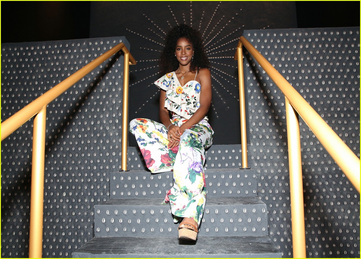 Emily Ratajkowski, Kelly Rowland, Taraji P. Henson & More Attend