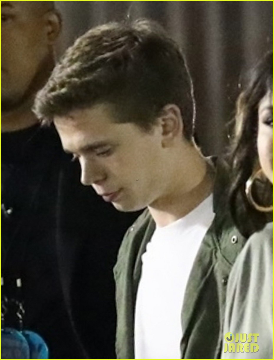 Selena Gomez Is Not Dating Caleb Stevens (aka Her BFF's Brother): Photo