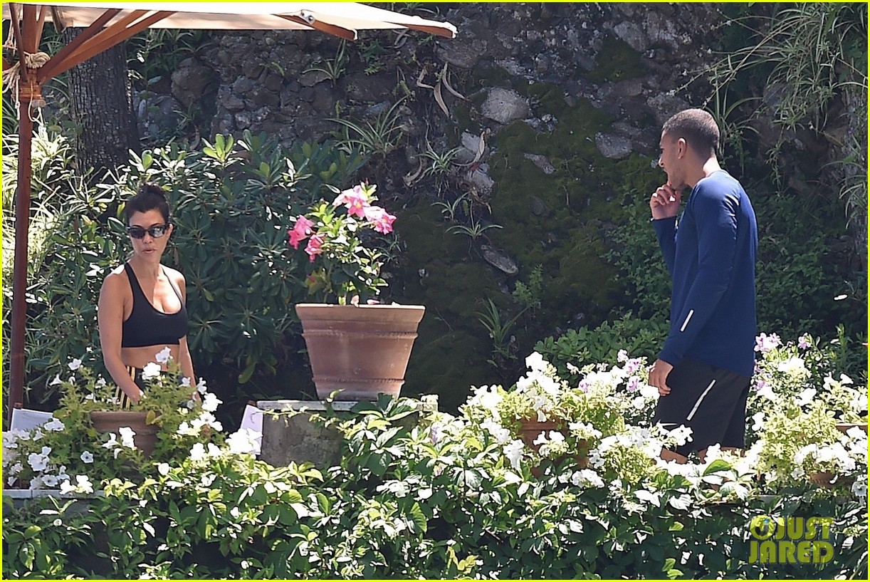 Kourtney Kardashian & Younes Bendjima Pack on the PDA, Look So Happy