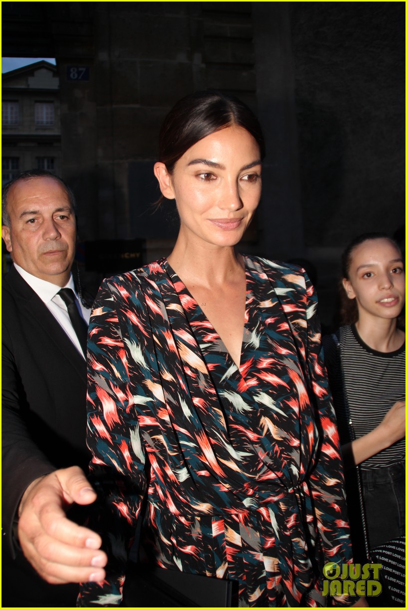 Lily Aldridge Gets Glam for Givenchy Fashion Show in Paris!: Photo