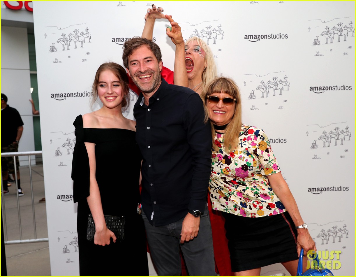 Rooney Mara & Joaquin Phoenix Step Out for 'Don't Worry, He Won't Get