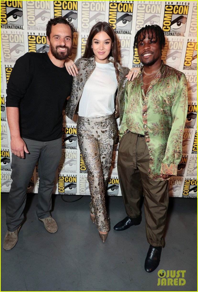 Photo: shameik moore jake johnson spider man comic con 05 | Photo 4119427 | Just Jared