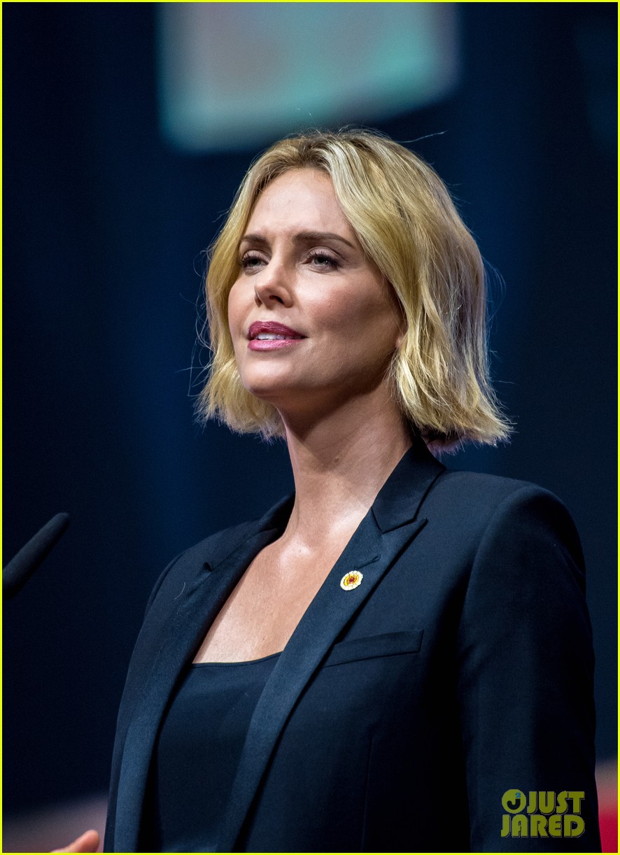 Charlize Theron Gives Speech at International AIDS Conference in