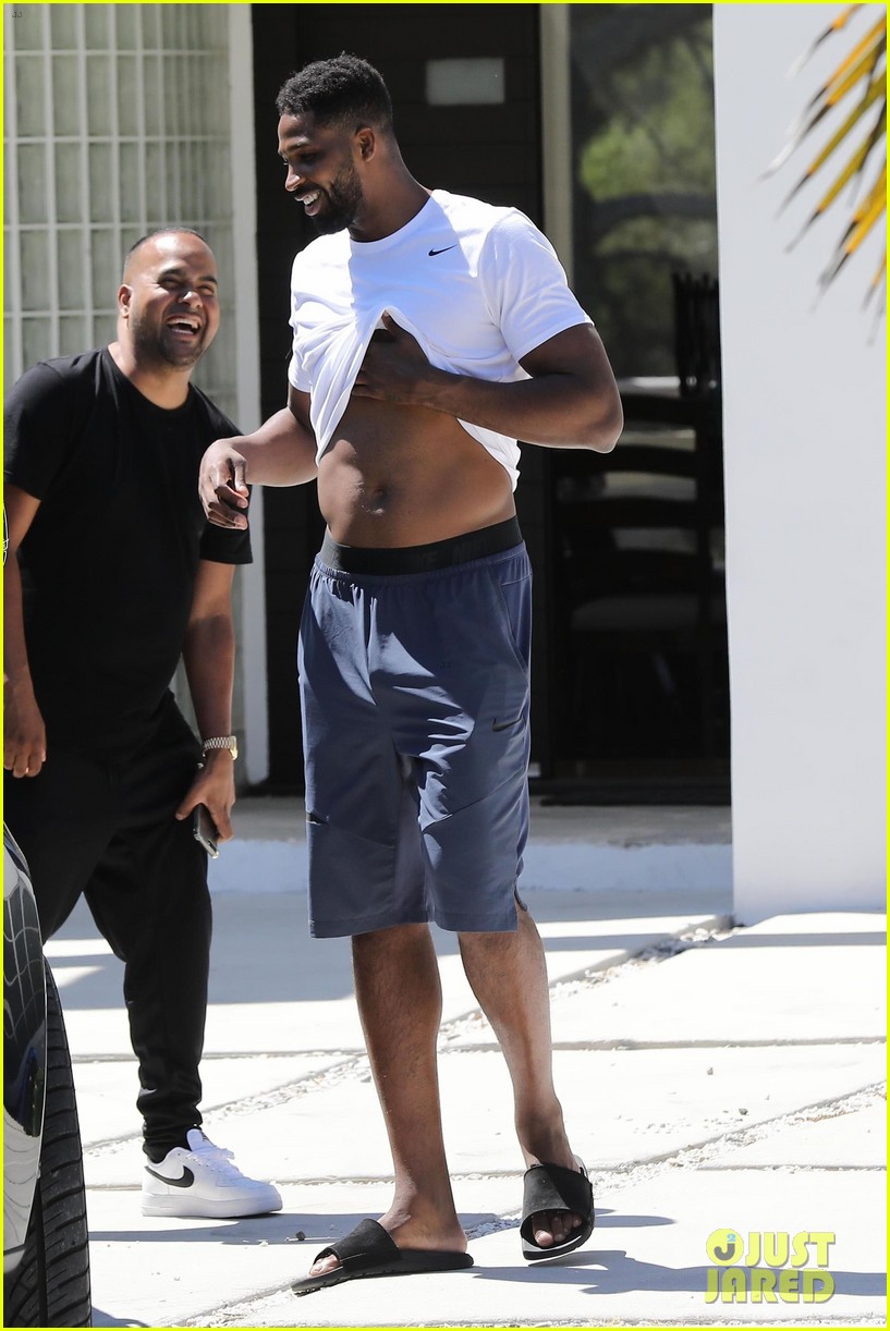 Tristan Thompson Spends the Afternoon House Hunting: Photo 4110645, Tristan  Thompson Photos