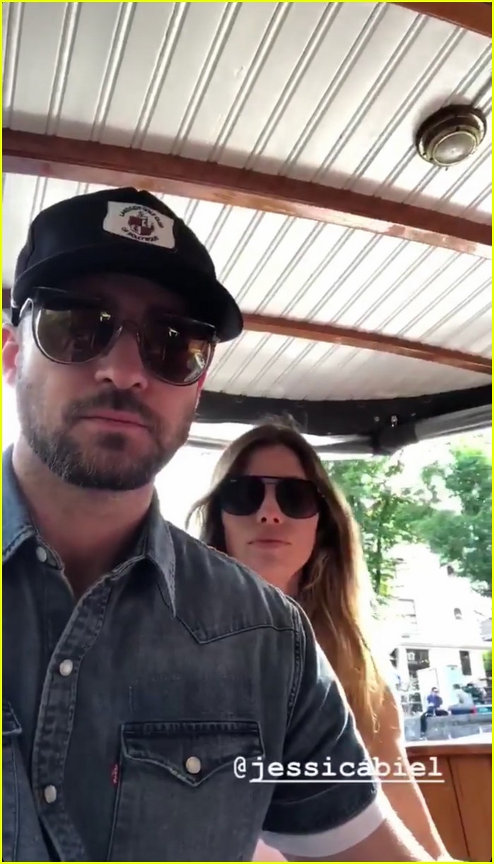Justin Timberlake & Jessica Biel Tour Amsterdam on a Boat! Photo