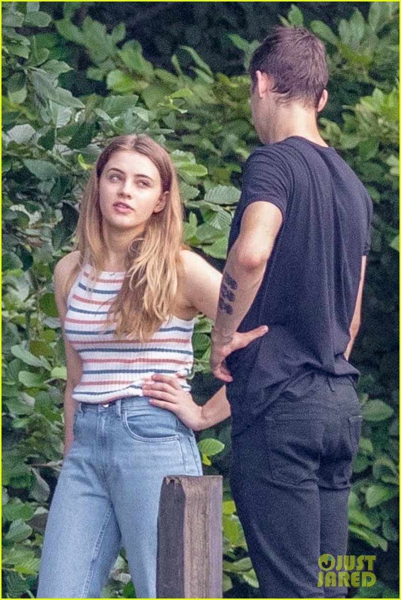 �After� Movie Set Photos Josephine Langford & Hero �After� Movie Set Photos Josephine Langford & Hero
