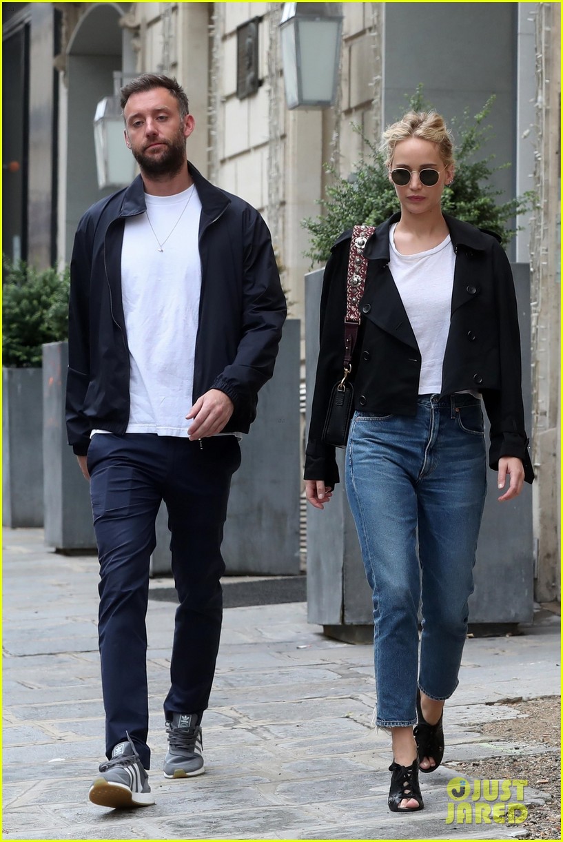 Jennifer Lawrence Spends More Time with Cooke Maroney in Paris: Photo