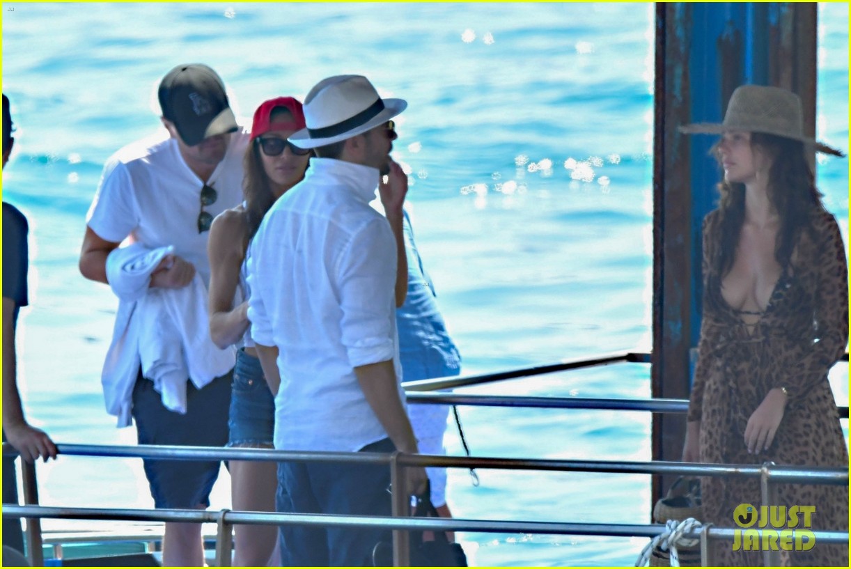 Leonardo DiCaprio & Girlfriend Camila Morrone Grab Lunch with Friends