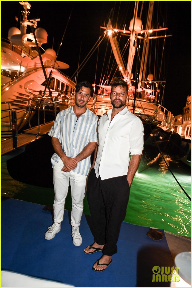 Ricky Martin & Husband Jwan Yosef Party on a Yacht in Italy: Photo ...