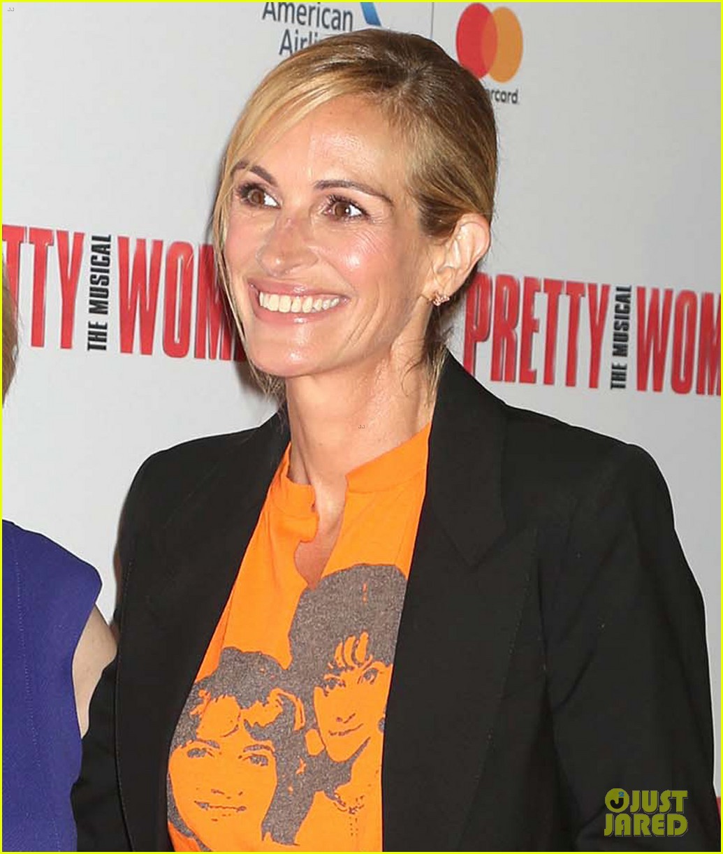 Julia Roberts Attends Performance of 'Pretty Woman The Musical' on