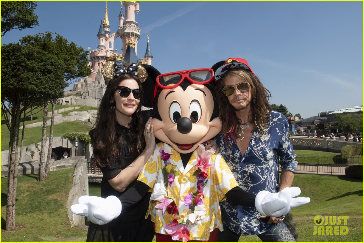 Photo: liv tyler steven tyler disneyland paris 01 | Photo 4125783
