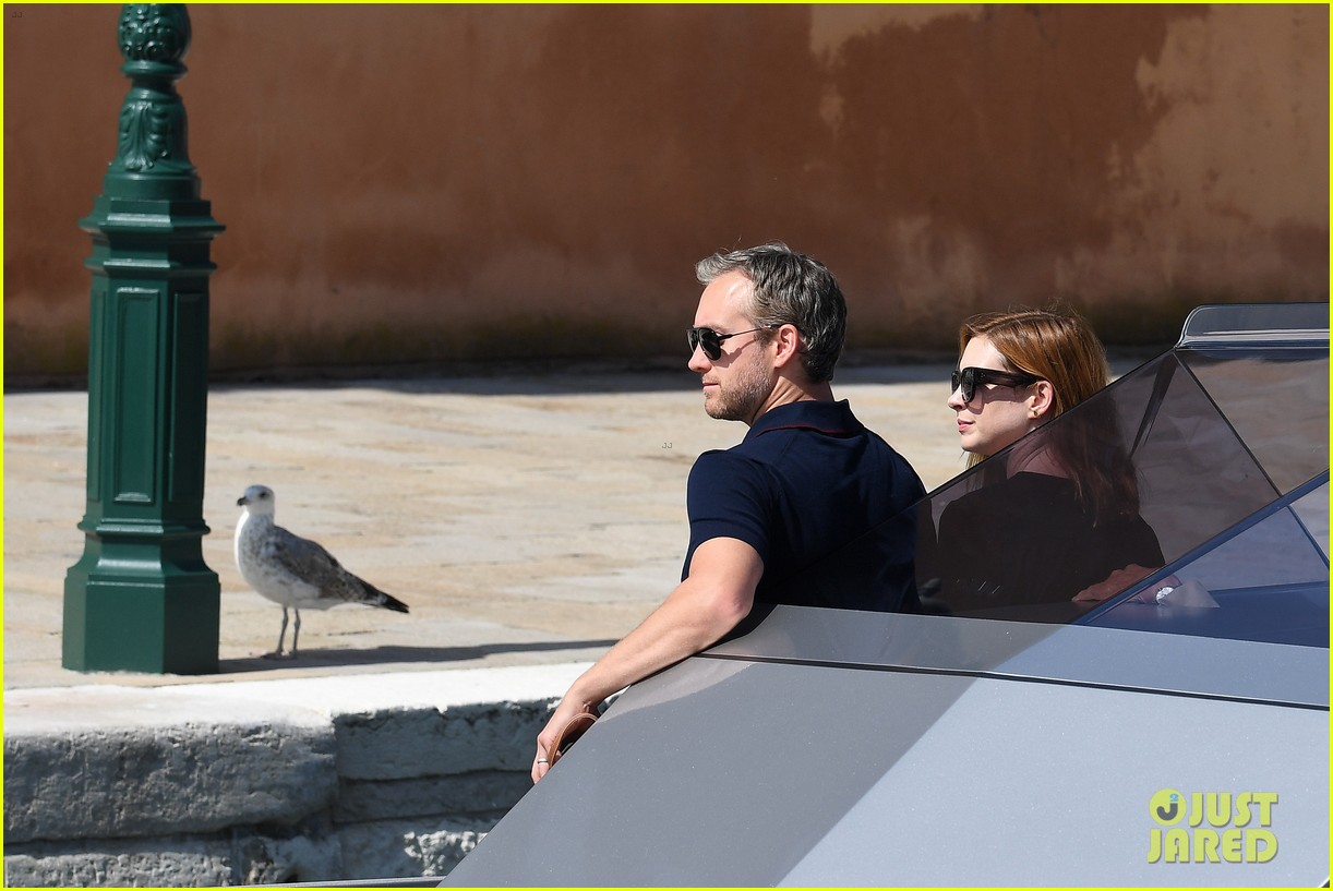 Anne Hathaway & Husband Adam Shulman Arrive at Venice Film Festival