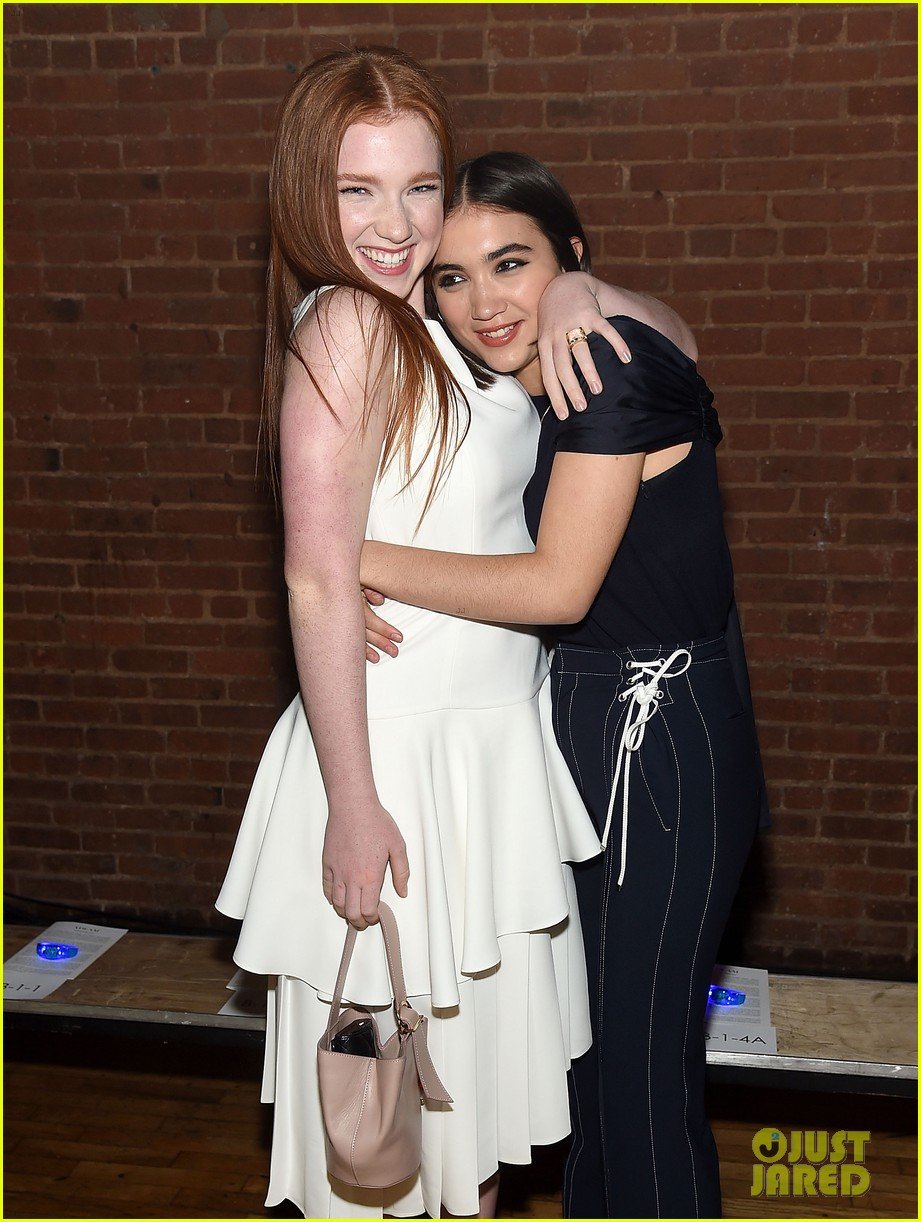 Photo: dove cameron rowan blanchard annalise basso front row adeams