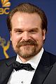 david harbour girlfriend alison sudol couple up for emmys 04
