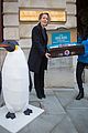 gillian anderson delivers antarctic sanctuary petition to uk government 01