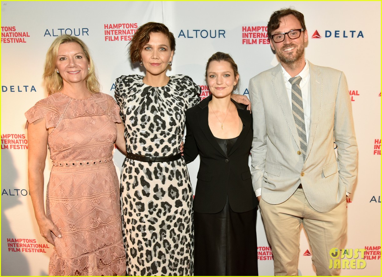 Photo: maggie gyllenhaal acquires the lost daughter novel for her film