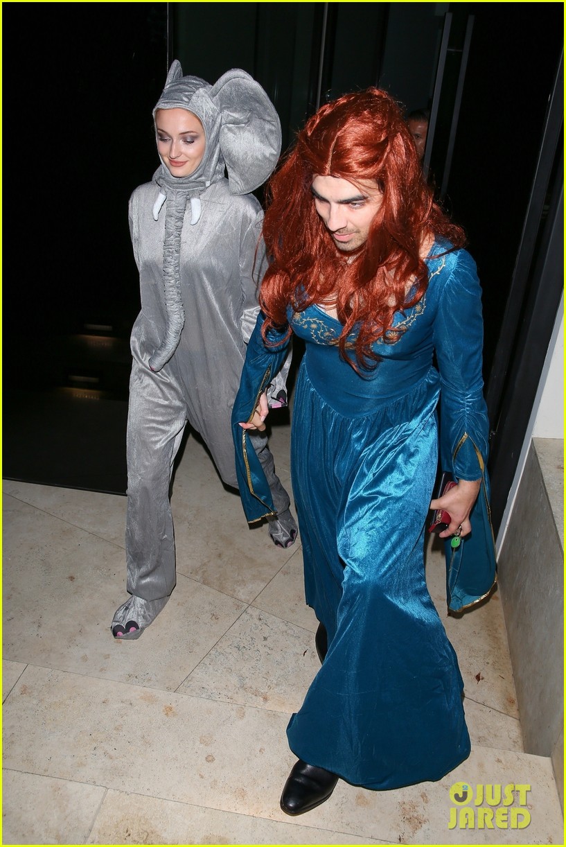 Joe Jonas Goes as Sophie Turner's 'Game of Thrones' Character for