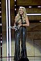 carrie underwood miranda lambert more get honored at cmt artists of the year 05