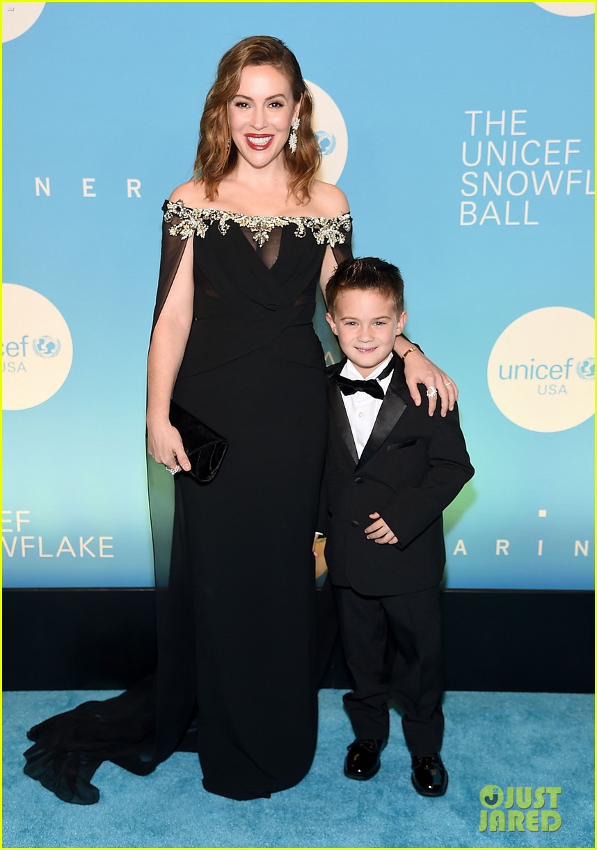 Alyssa Milano is Joined by Husband Dave Bugliari & Son Milo at UNICEF