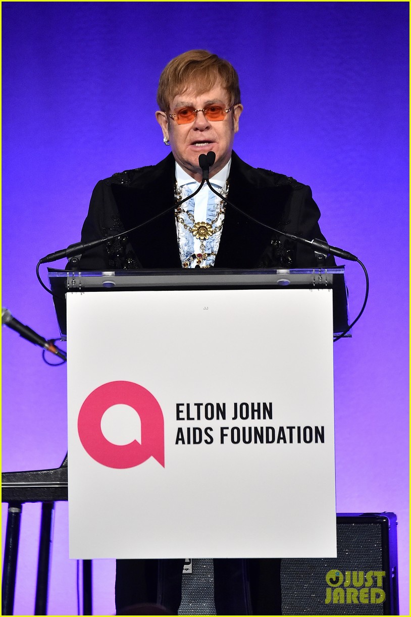 elton john hosts annual aids research benefit 214176650