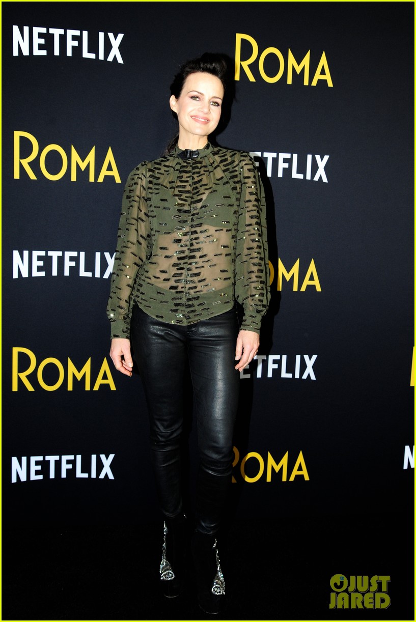 Carla Gugino, Miles McMillan, Christopher Meloni & More Support 'Roma