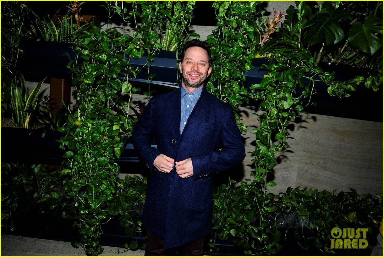 Carla Gugino, Miles McMillan, Christopher Meloni & More Support 'Roma