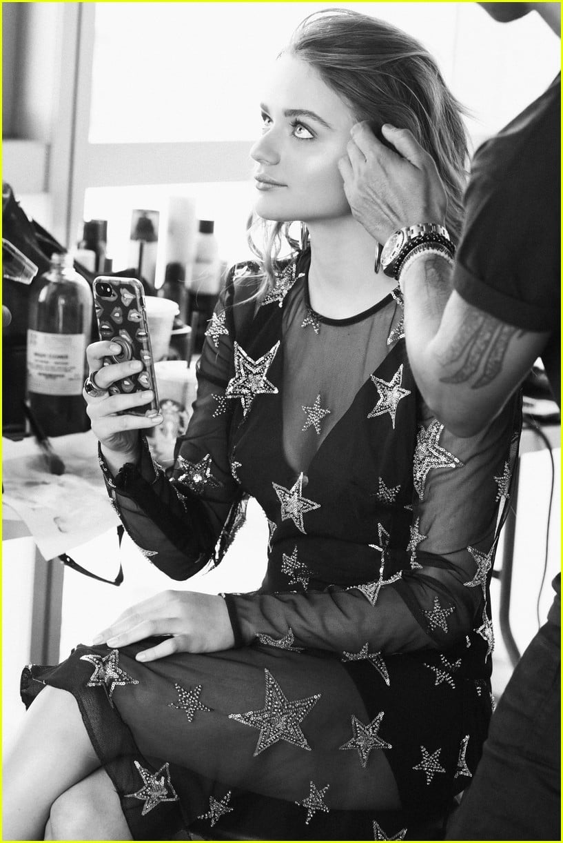 Photo: joey king seventeen mexico 02 | Photo 4187042 | Just Jared