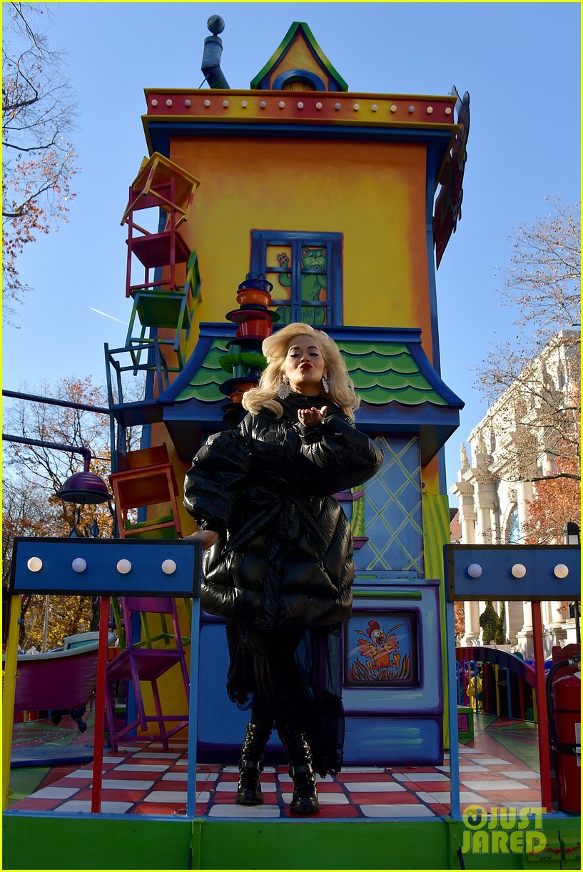 John Legend & Rita Ora Explain Why Singers Lip Sync at Thanksgiving Day