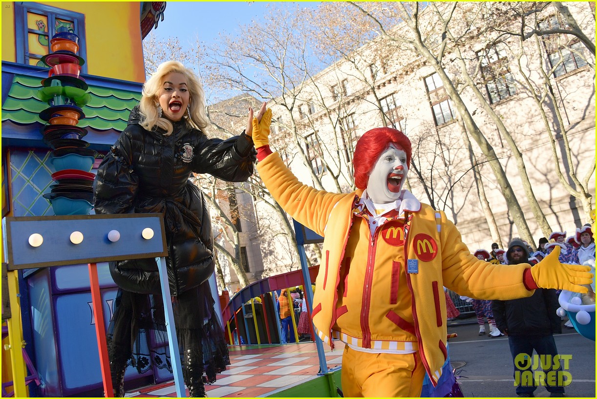 John Legend & Rita Ora Explain Why Singers Lip Sync at Thanksgiving Day