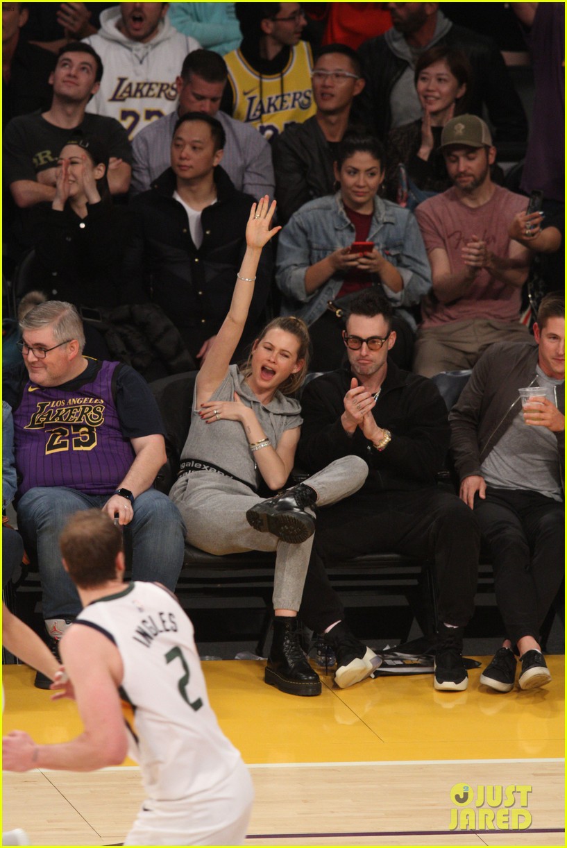 Adam Levine & Behati Prinsloo Cheer On Lakers from Courtside Seats