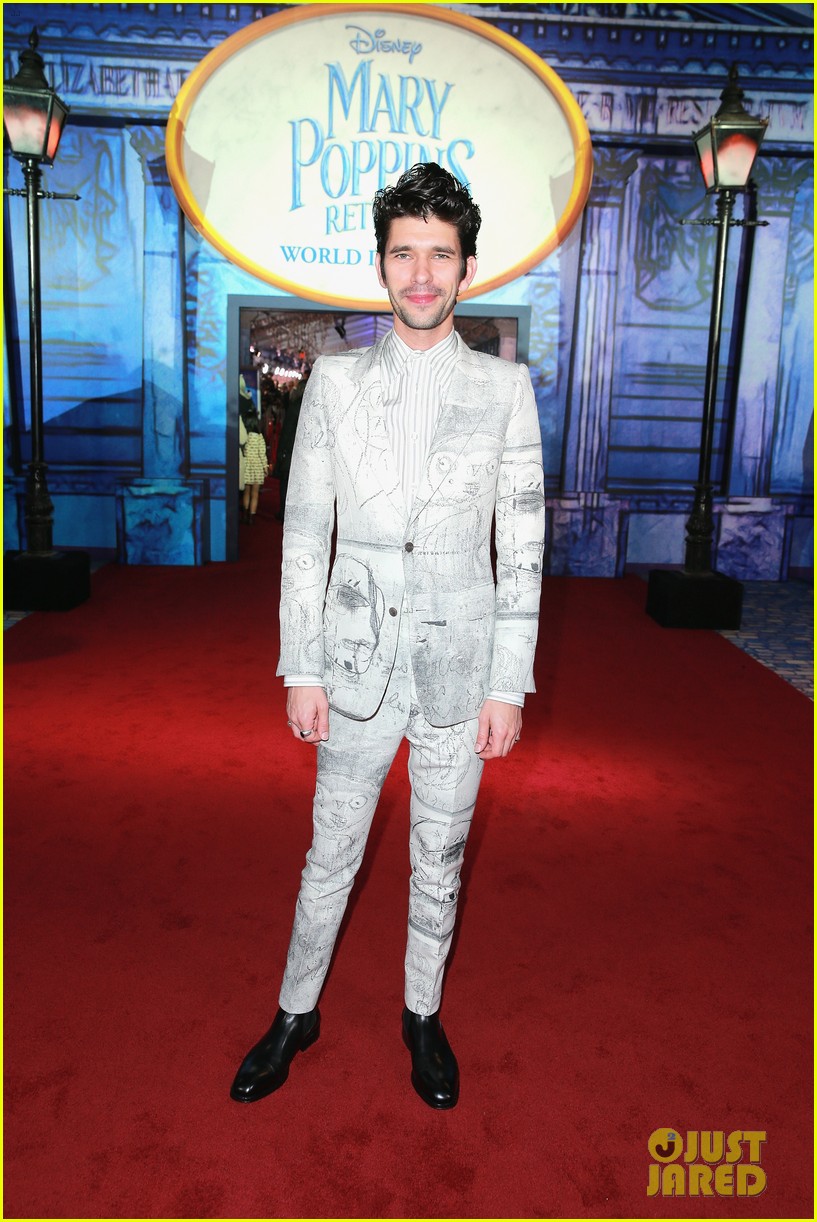 Emily Mortimer Ben Whishaw Attend The Mary Poppins Returns World Premiere Photo Ben Whishaw Emily Mortimer Jeremy Swift Joel Dawson Kobna Holdbrook Smith Mary Poppins Returns Pixie Davies Pictures