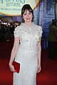 emily mortimer ben whishaw mary poppins returns premiere 04