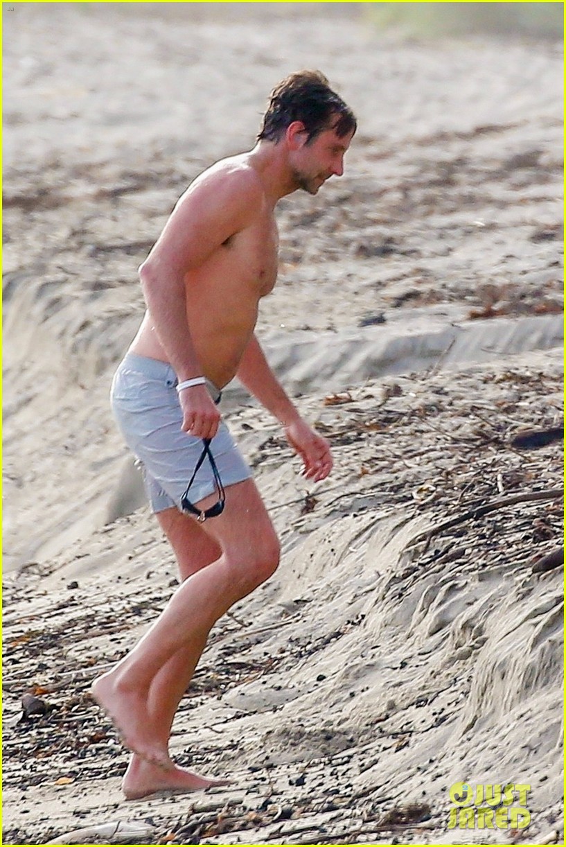 Bradley Cooper Goes Shirtless For Quick Ocean Swim bradley cooper goes shir...