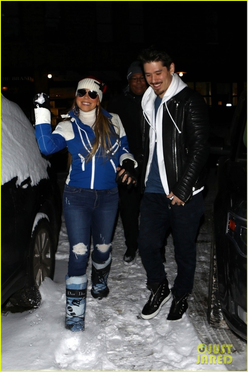 Photo: mariah carey tosses snowballs at photographers in aspen 05