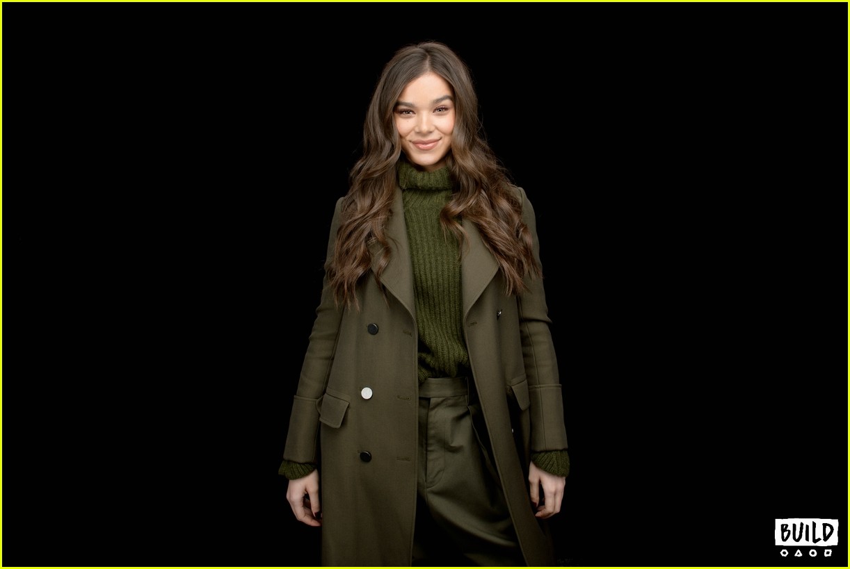 Hailee Steinfeld Reveals How &lsquo;Bumblebee&rsquo; Helped Her Achieve a Bucket