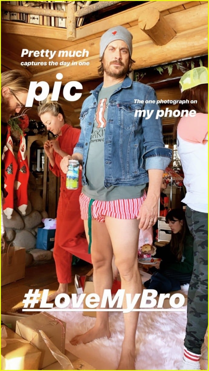 Kate Hudson Only Took 1 Photo on Christmas & It's a Must See Pic