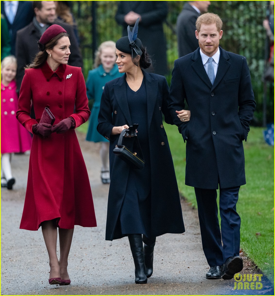 Meghan Markle & Prince Harry Walk to Christmas Service with William