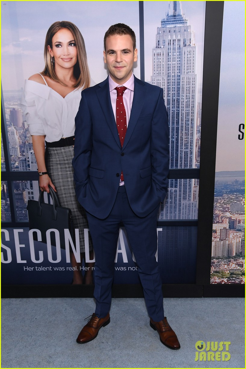 Photo: milo ventimiglia vanessa hudgens leah remini second act premiere