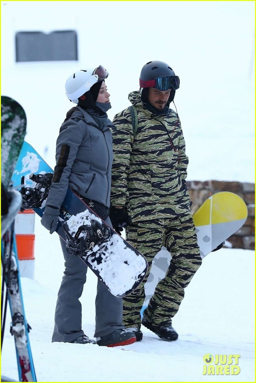 Photo: katy perry orlando bloom aspen 09 | Photo 4203808 | Just Jared