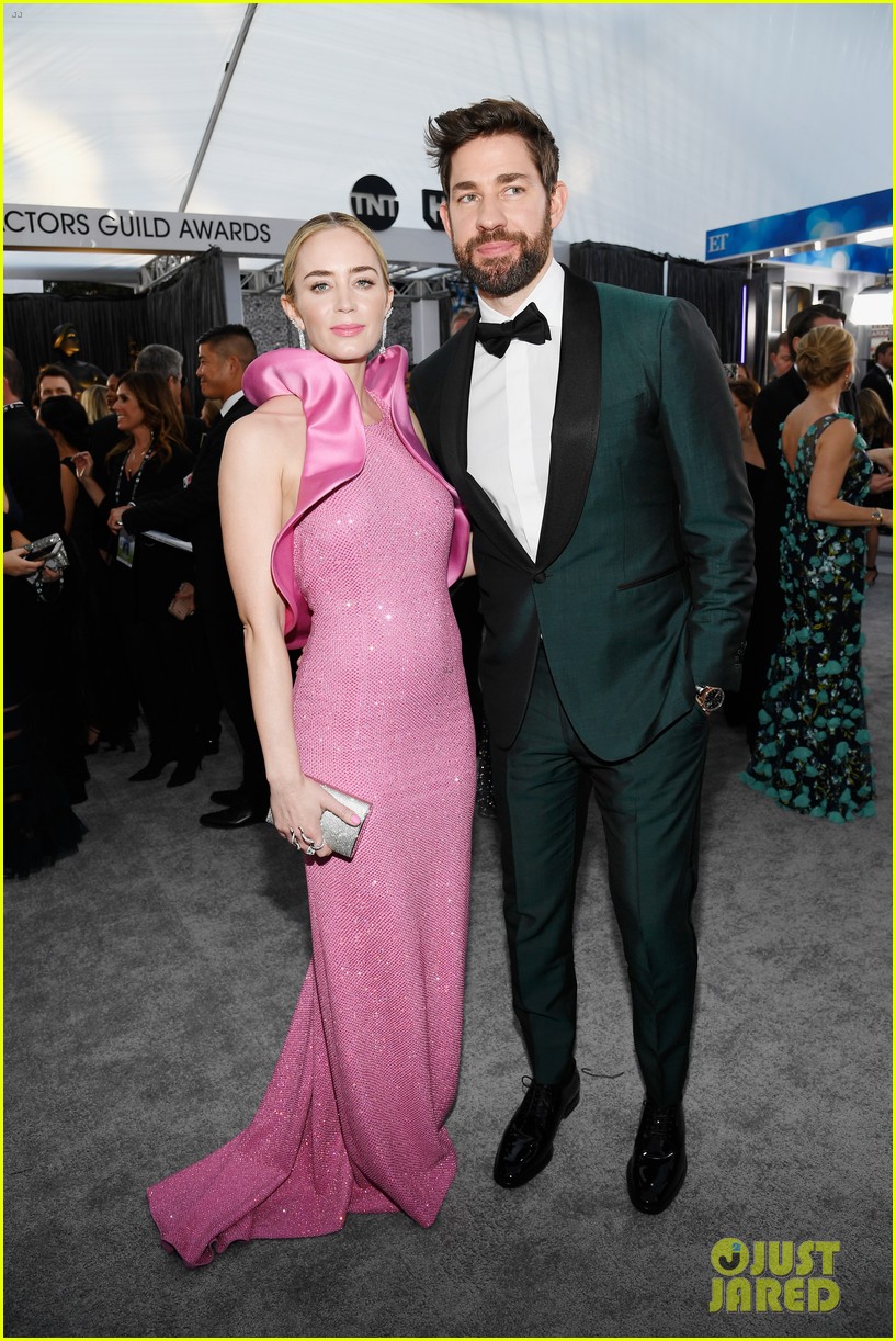 Emily Blunt, a Double Nominee, Is Joined by John Krasinski at SAG(00)