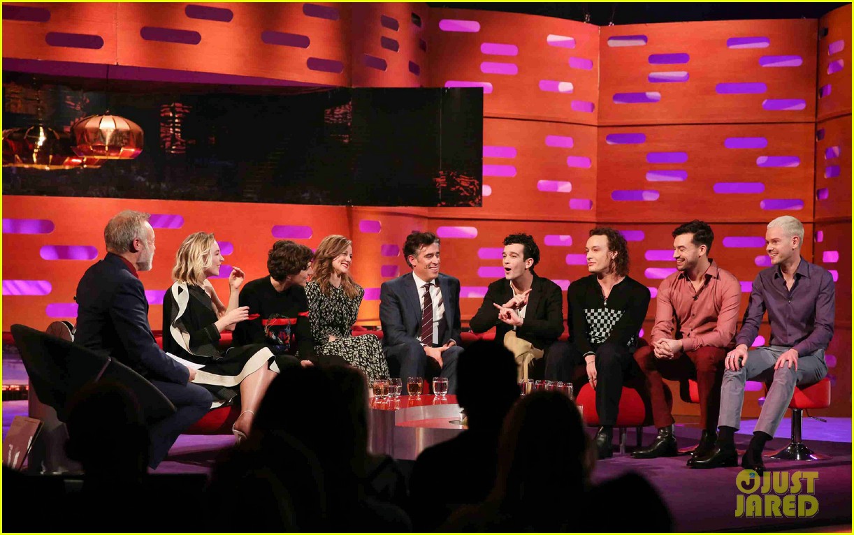 Photo: timothee chalamet raps saoirse ronan imitates shreks gingerbread