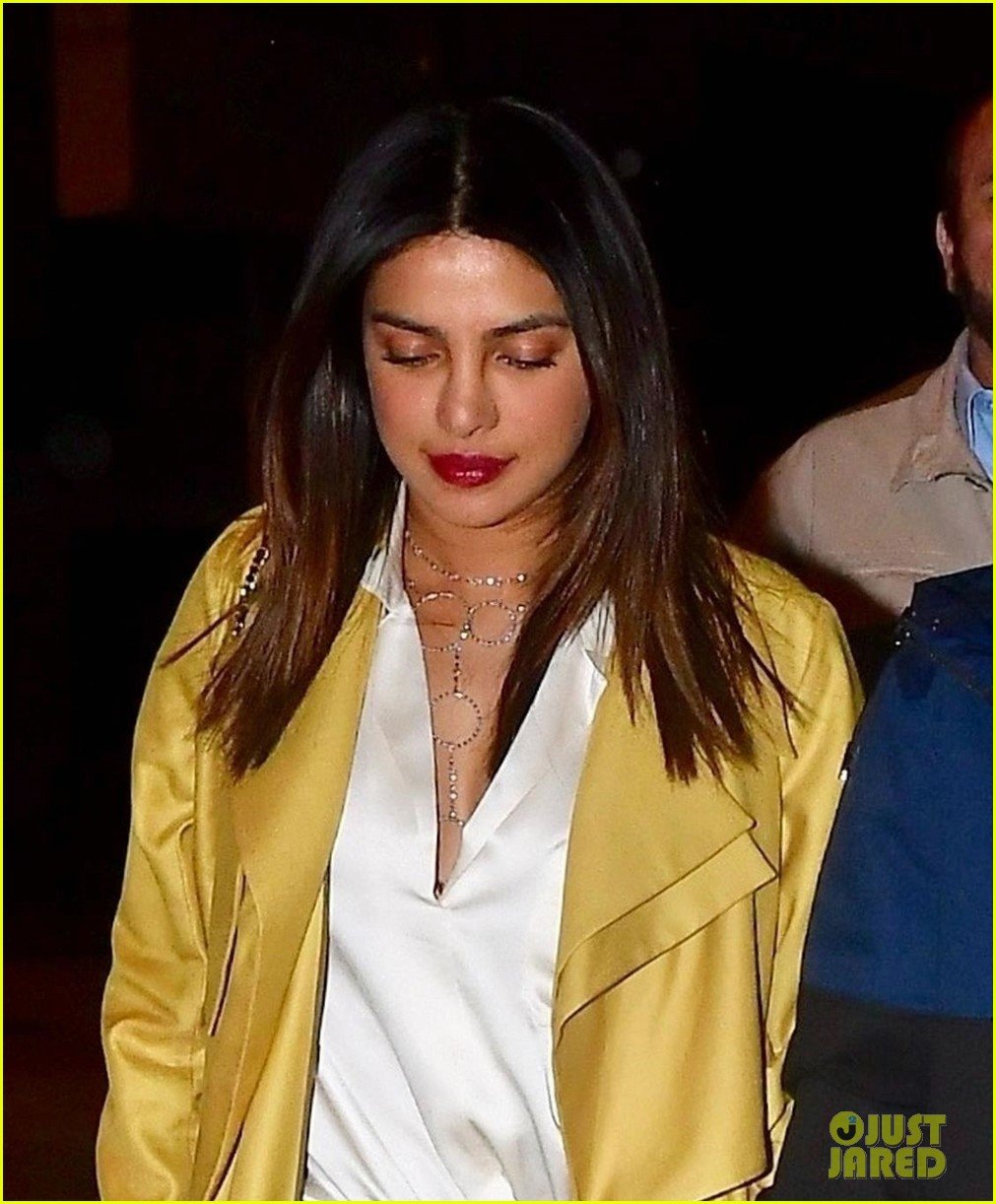 Priyanka Chopra Returns to Craig's, This Time with Nick Jonas!: Photo