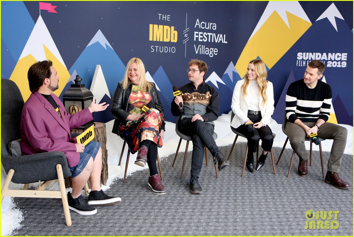 Riley Keough Premieres New Horror Film 'The Lodge' at Sundance 2019