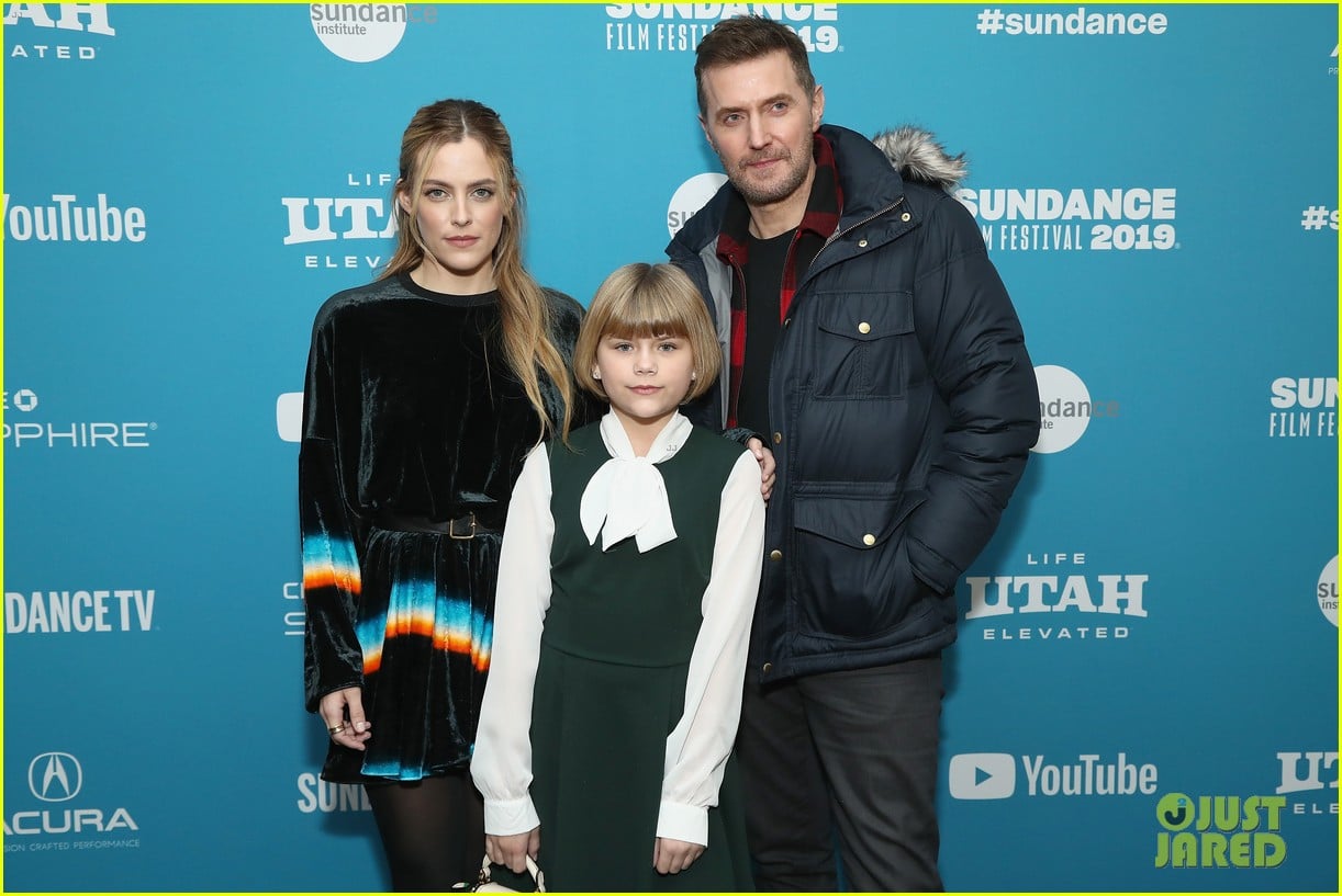 Photo: riley keough richard armitage the lodge sundance premiere 25