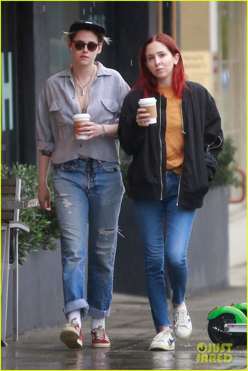 Photo: kristen stewart grabs coffee with rumored girlfriend sara dinkin