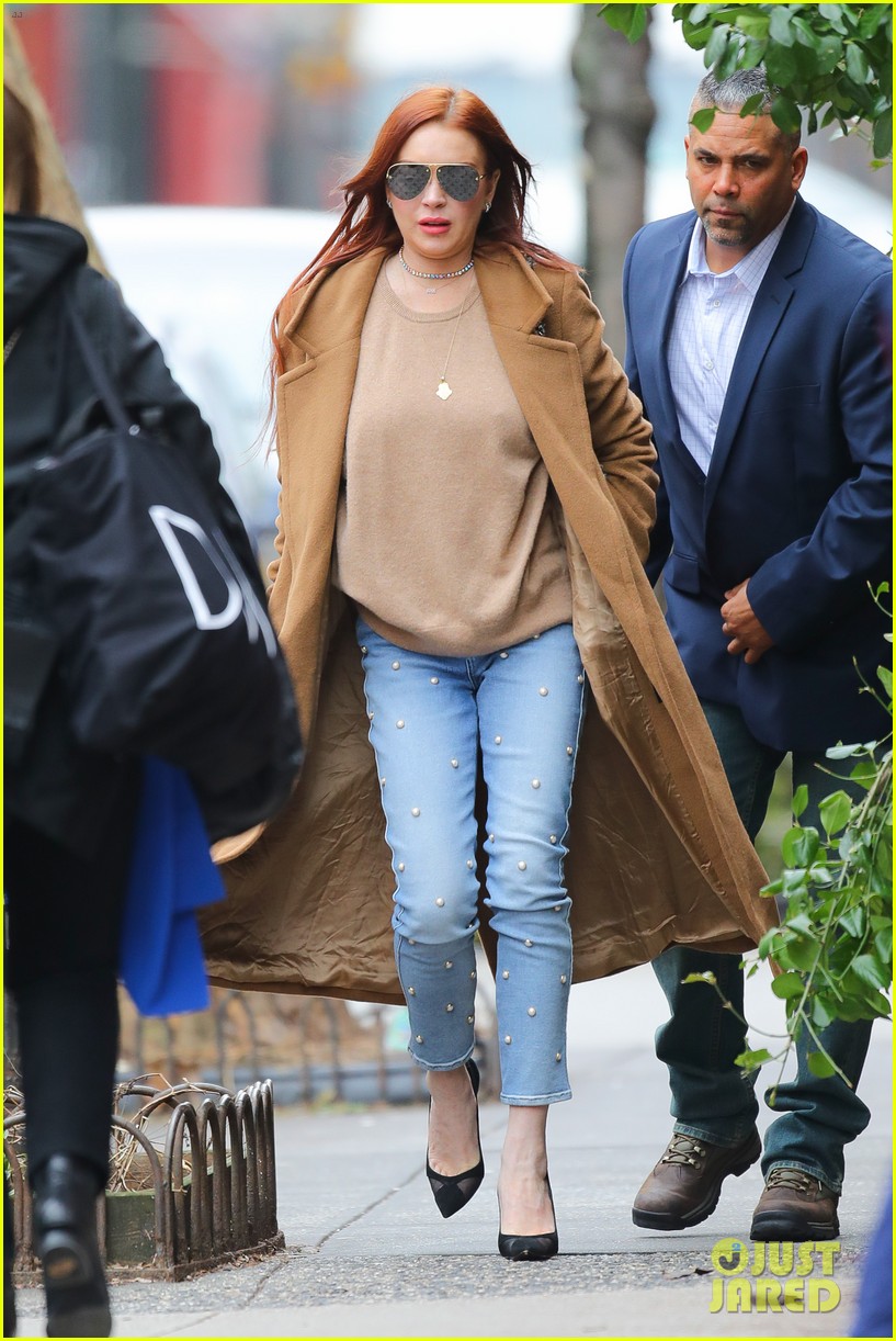 Lindsay Lohan Steps Out to Promote Her New Show in NYC Photo 4209888